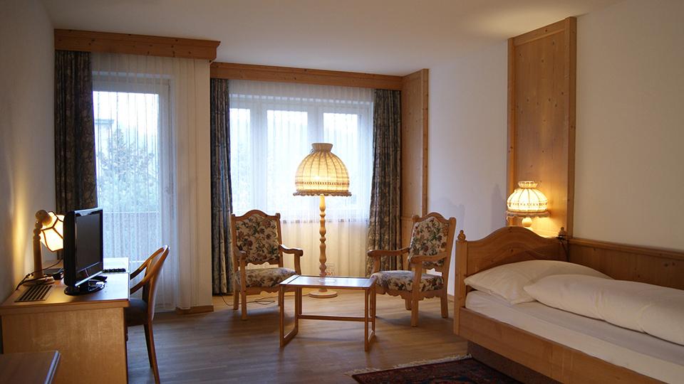 Gästezimmer mit Hotelstandard